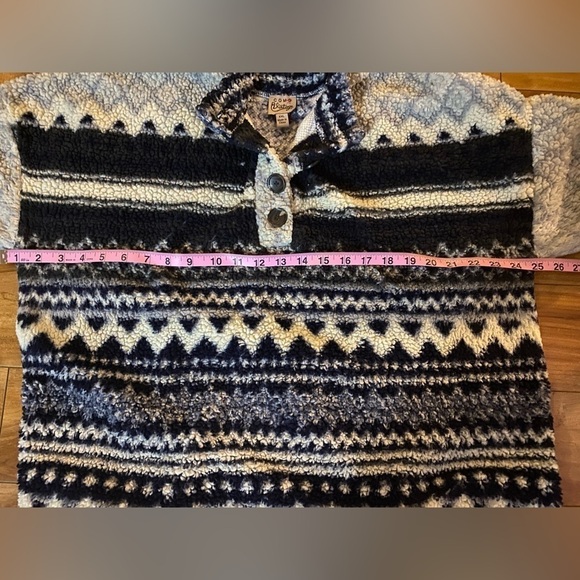 Como Vintage Plus Size Blue and White Sherpa Sweater - Picture 5 of 7